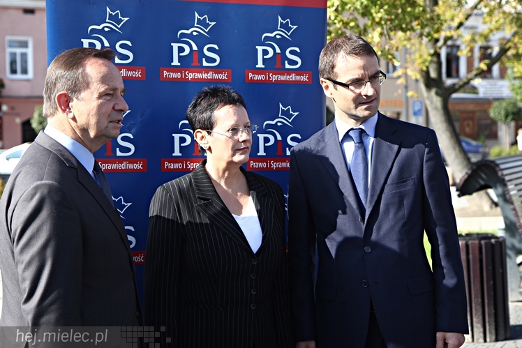 PiS przedstawił swoich kandydatów w wyborach samorządowych 2014