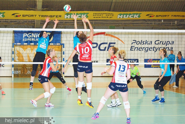 Szóstka Mielec przegrała premierowy mecz w 2 lidze siatkarek