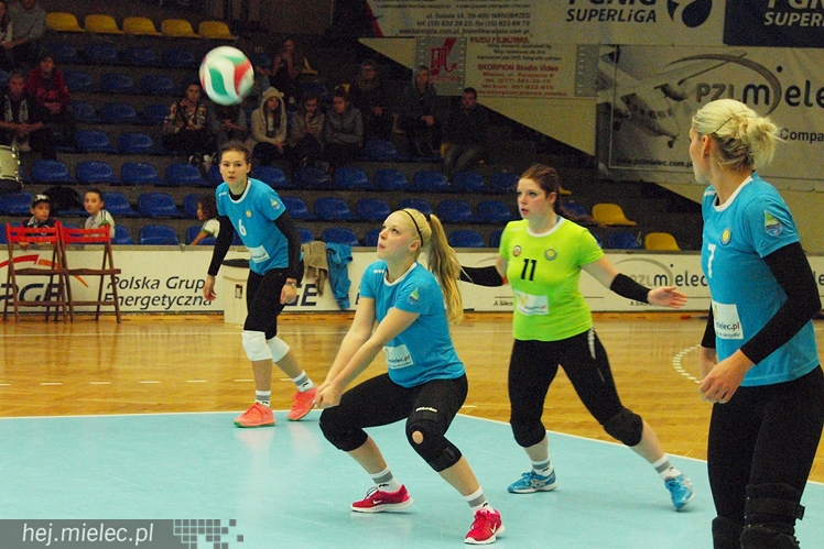Szóstka Mielec przegrała premierowy mecz w 2 lidze siatkarek