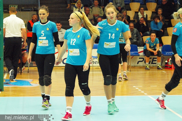 Szóstka Mielec przegrała premierowy mecz w 2 lidze siatkarek