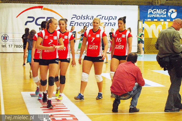Szóstka Mielec przegrała premierowy mecz w 2 lidze siatkarek
