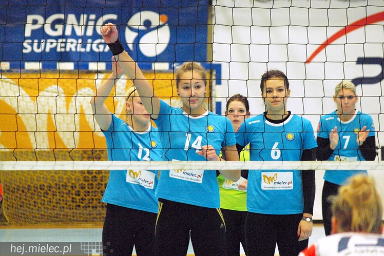 Szóstka Mielec przegrała premierowy mecz w 2 lidze siatkarek
