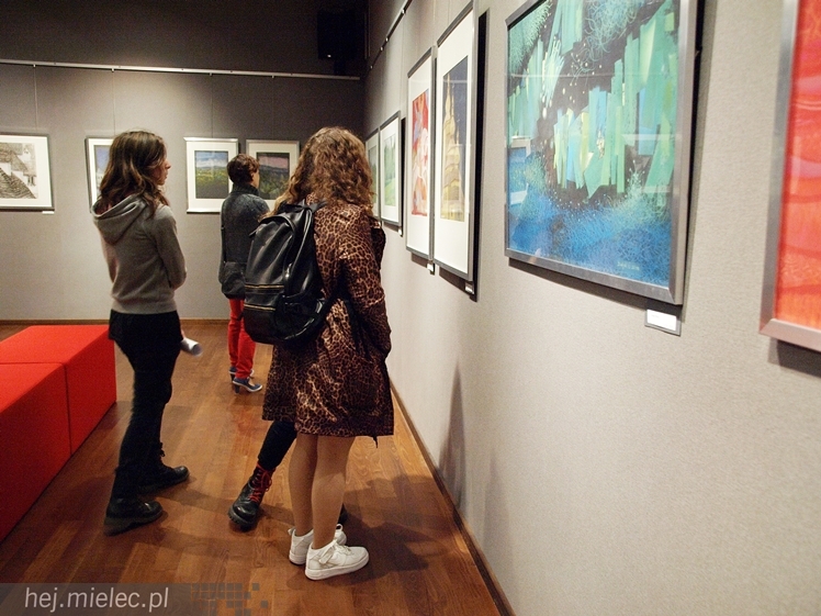Wystawa poplenerowa Międzynarodowego Pleneru Malarstwa Pastelowego i Fotografii oficjalnie otwarta