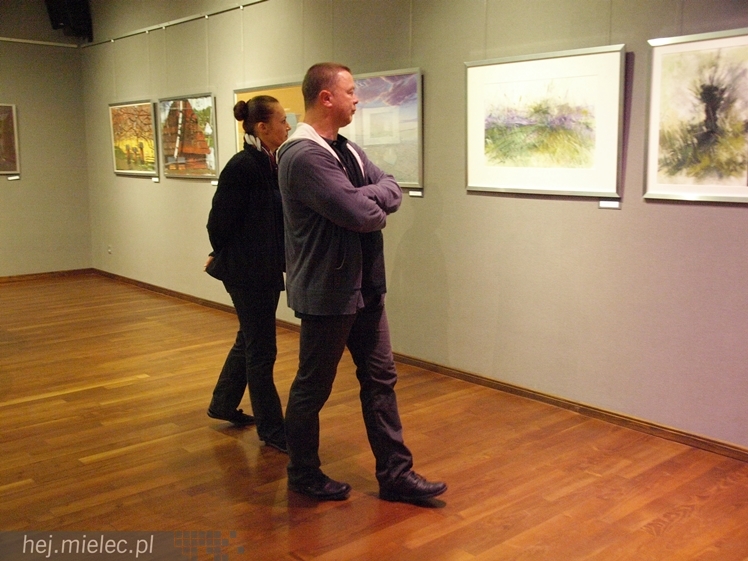 Wystawa poplenerowa Międzynarodowego Pleneru Malarstwa Pastelowego i Fotografii oficjalnie otwarta