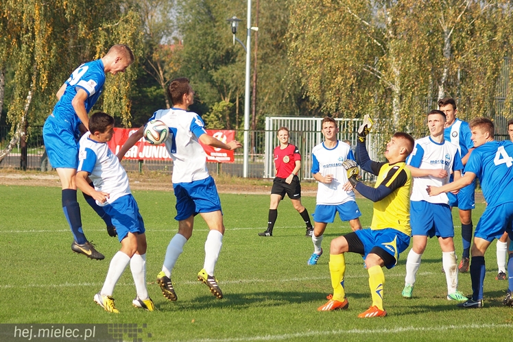 Derby w CLJ, które mocno rozczarowały. Na finisz bójka