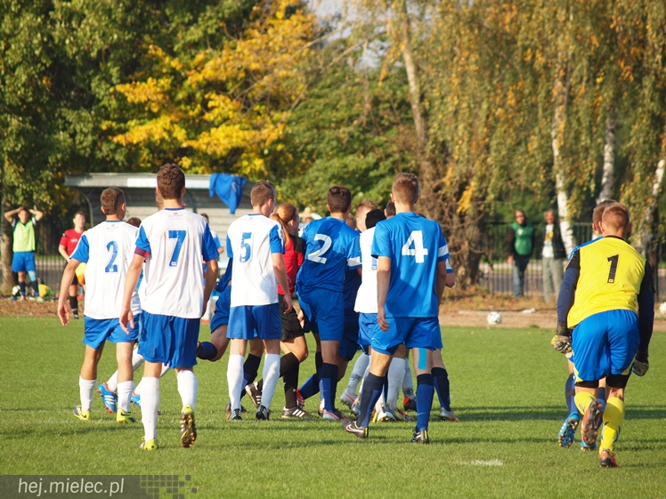 Derby w CLJ, które mocno rozczarowały. Na finisz bójka