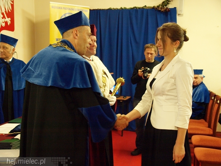 Uroczysta inauguracja nowego roku akademickiego w WSGiZ