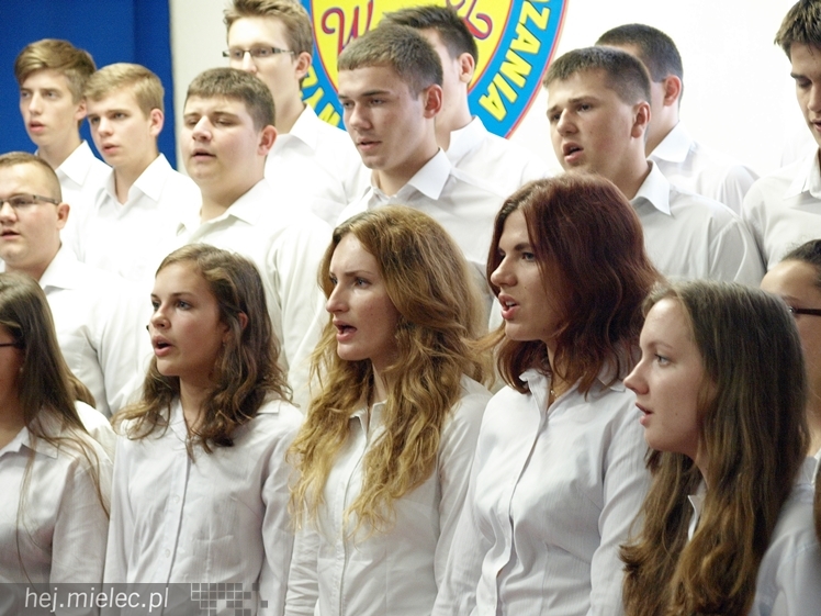 Uroczysta inauguracja nowego roku akademickiego w WSGiZ