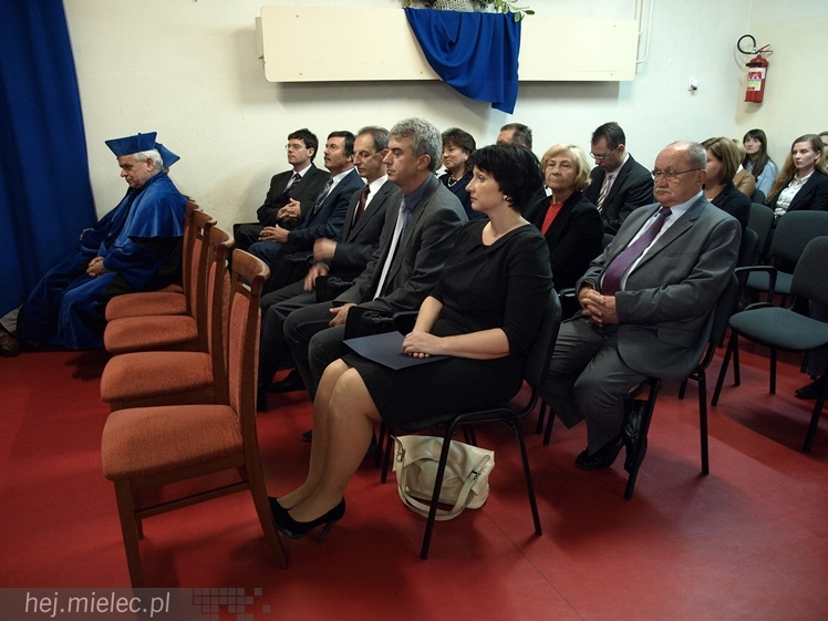 Uroczysta inauguracja nowego roku akademickiego w WSGiZ