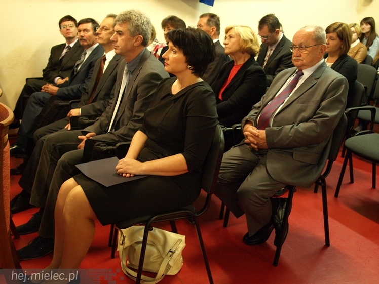 Uroczysta inauguracja nowego roku akademickiego w WSGiZ