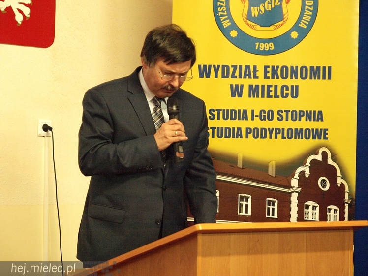 Uroczysta inauguracja nowego roku akademickiego w WSGiZ