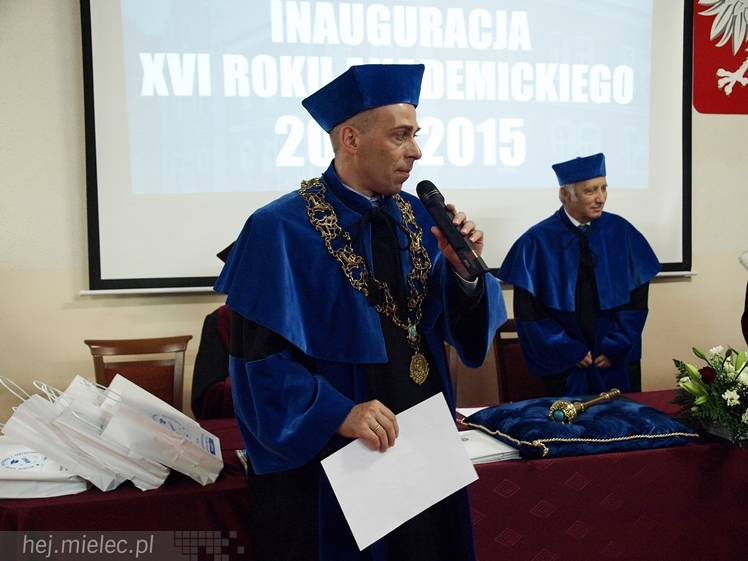 Uroczysta inauguracja nowego roku akademickiego w WSGiZ