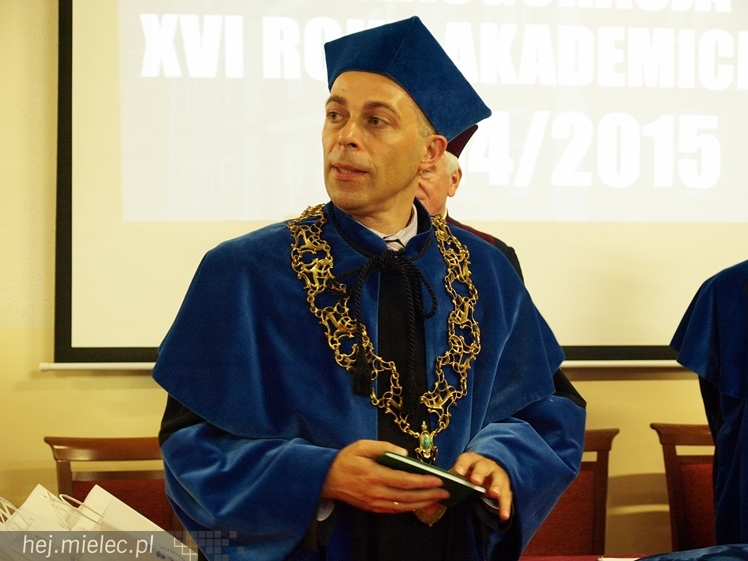 Uroczysta inauguracja nowego roku akademickiego w WSGiZ