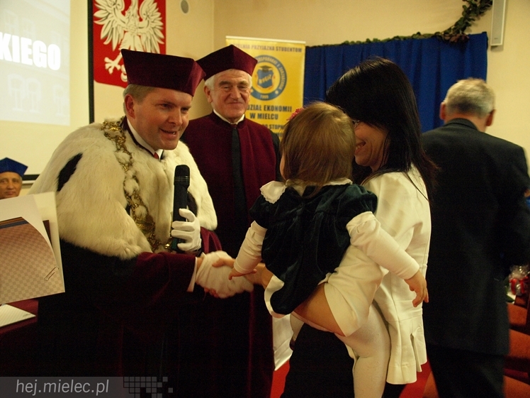 Uroczysta inauguracja nowego roku akademickiego w WSGiZ