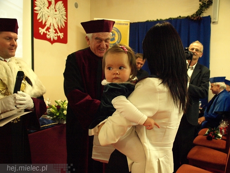 Uroczysta inauguracja nowego roku akademickiego w WSGiZ