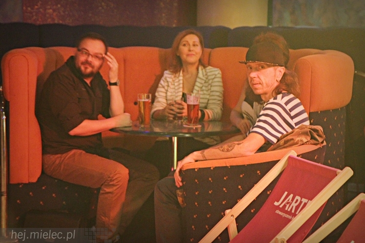 Slam do kwadratu, czyli drugi wieczór poetycki z M4. Siódemka uczestników z własną twórczością