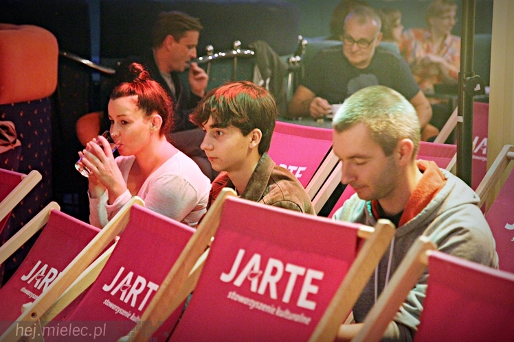 Slam do kwadratu, czyli drugi wieczór poetycki z M4. Siódemka uczestników z własną twórczością