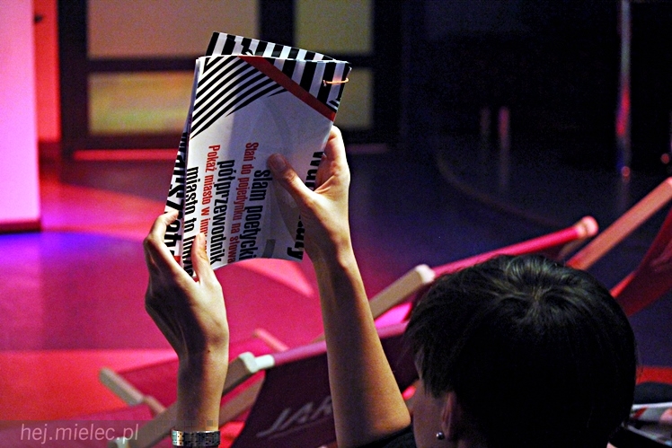 Slam do kwadratu, czyli drugi wieczór poetycki z M4. Siódemka uczestników z własną twórczością