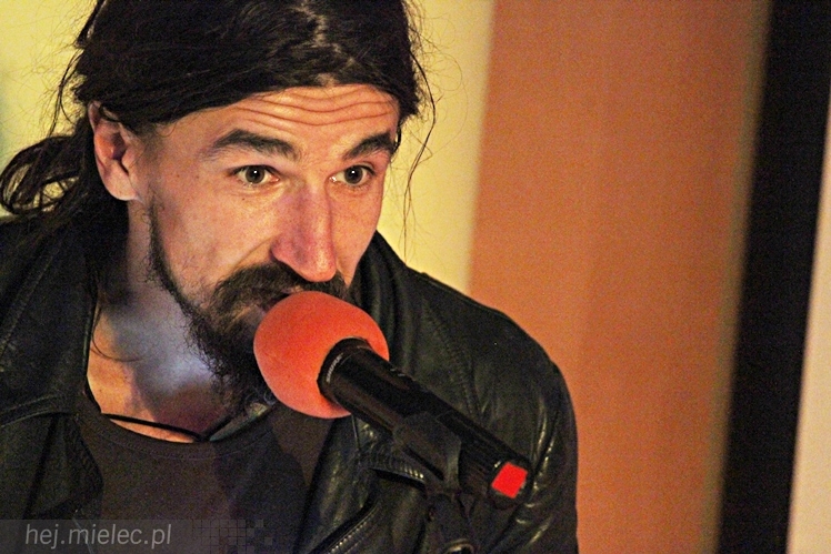 Slam do kwadratu, czyli drugi wieczór poetycki z M4. Siódemka uczestników z własną twórczością