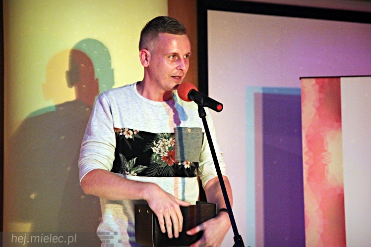 Slam do kwadratu, czyli drugi wieczór poetycki z M4. Siódemka uczestników z własną twórczością