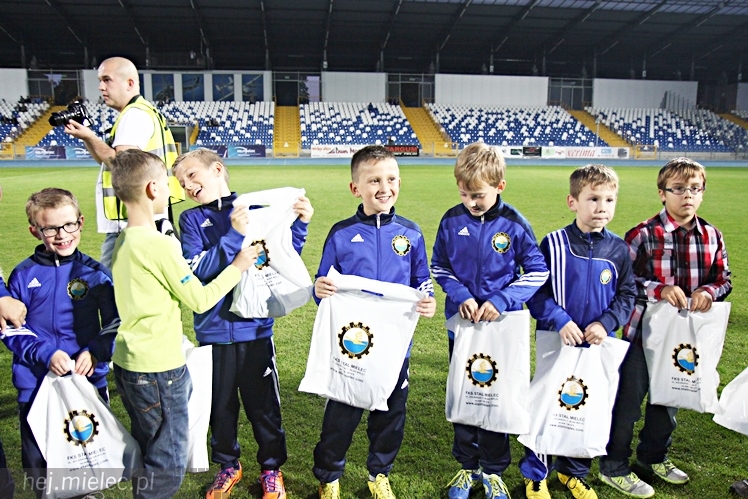 75-lecie FKS Stal Mielec: Pasowanie na piłkarza