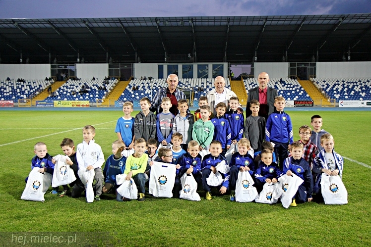 75-lecie FKS Stal Mielec: Pasowanie na piłkarza