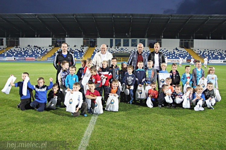 75-lecie FKS Stal Mielec: Pasowanie na piłkarza