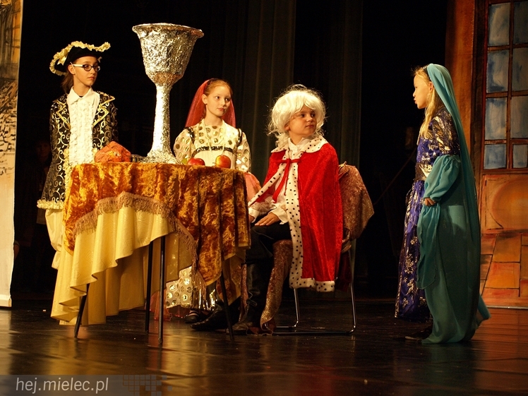 Czterdziestu młodych aktorów w premierowej sztuce ?Książę i żebrak?