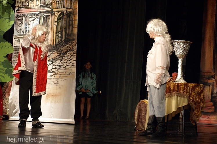 Czterdziestu młodych aktorów w premierowej sztuce ?Książę i żebrak?