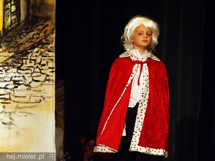 Czterdziestu młodych aktorów w premierowej sztuce ?Książę i żebrak?