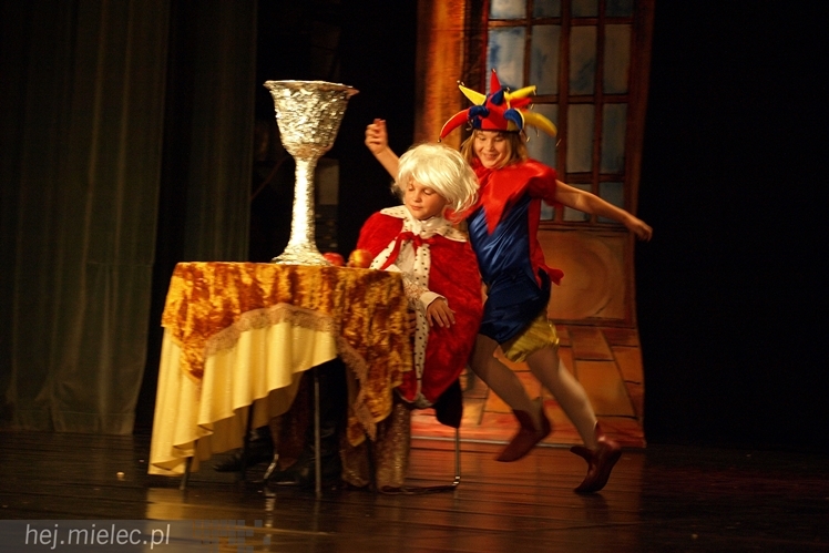 Czterdziestu młodych aktorów w premierowej sztuce ?Książę i żebrak?