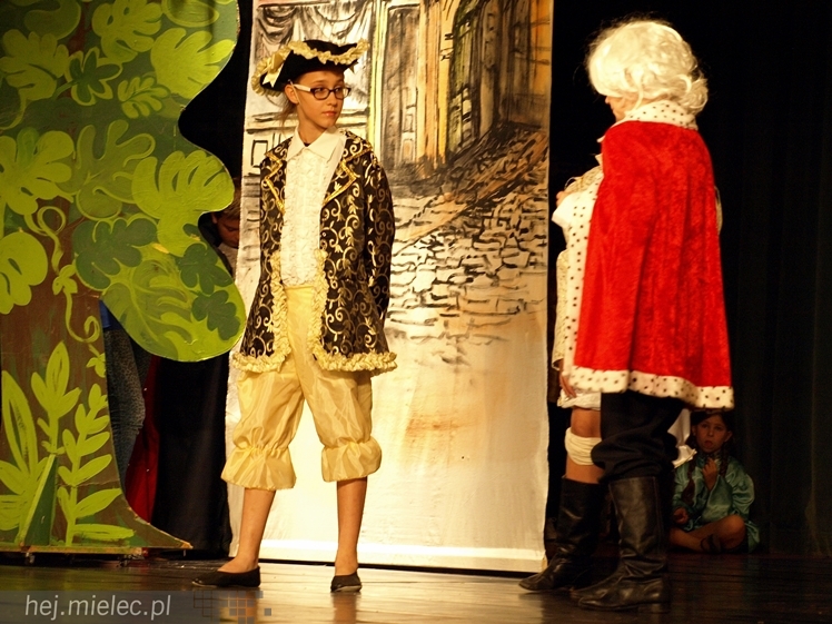 Czterdziestu młodych aktorów w premierowej sztuce ?Książę i żebrak?