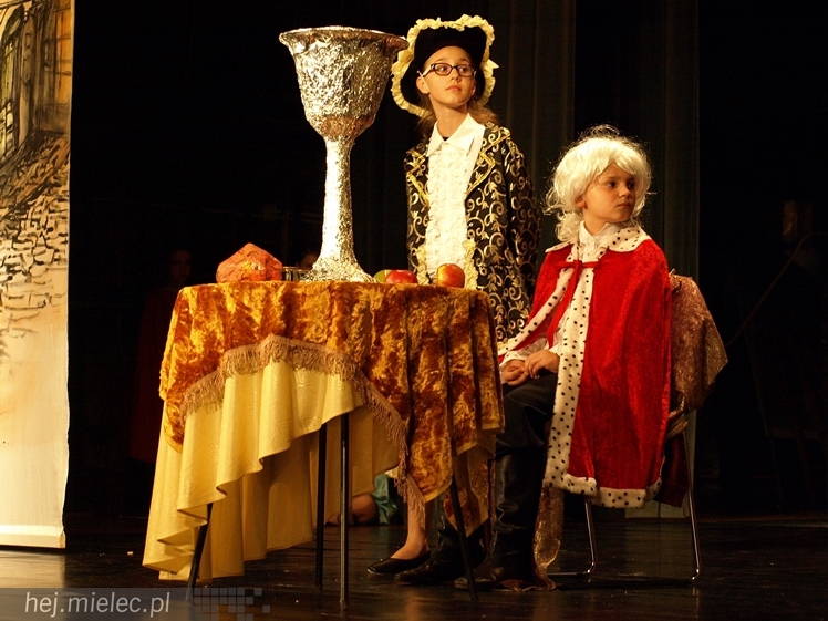 Czterdziestu młodych aktorów w premierowej sztuce ?Książę i żebrak?