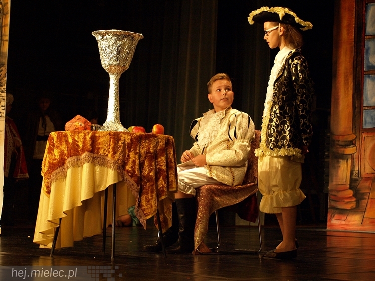 Czterdziestu młodych aktorów w premierowej sztuce ?Książę i żebrak?