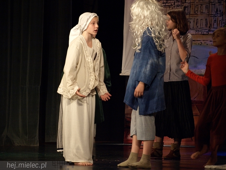 Czterdziestu młodych aktorów w premierowej sztuce ?Książę i żebrak?