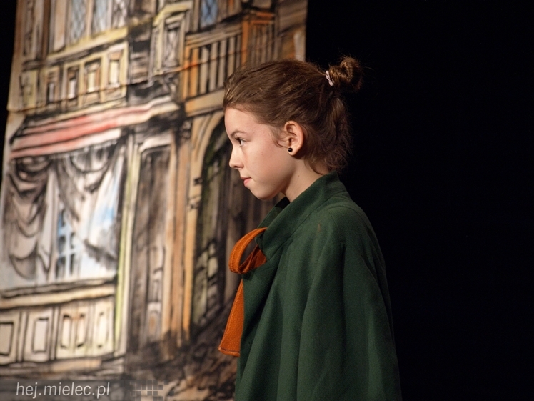 Czterdziestu młodych aktorów w premierowej sztuce ?Książę i żebrak?