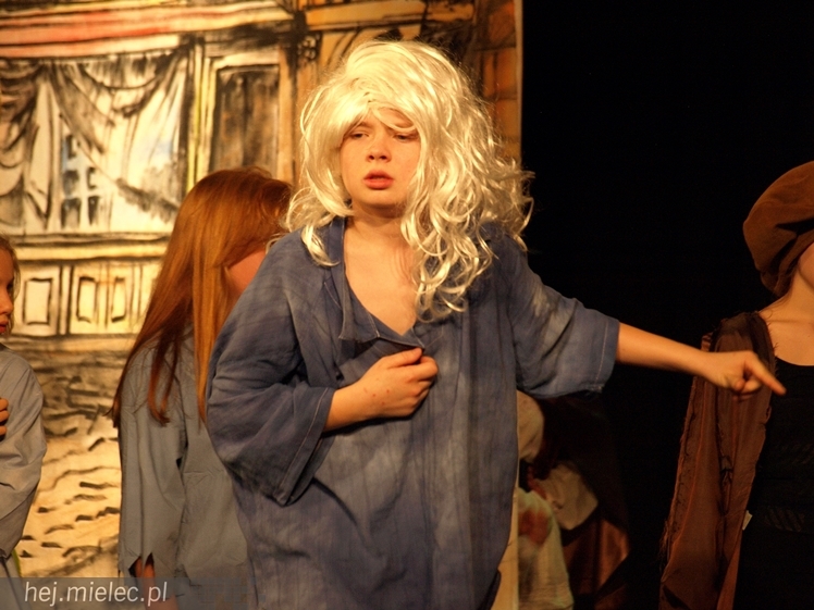 Czterdziestu młodych aktorów w premierowej sztuce ?Książę i żebrak?