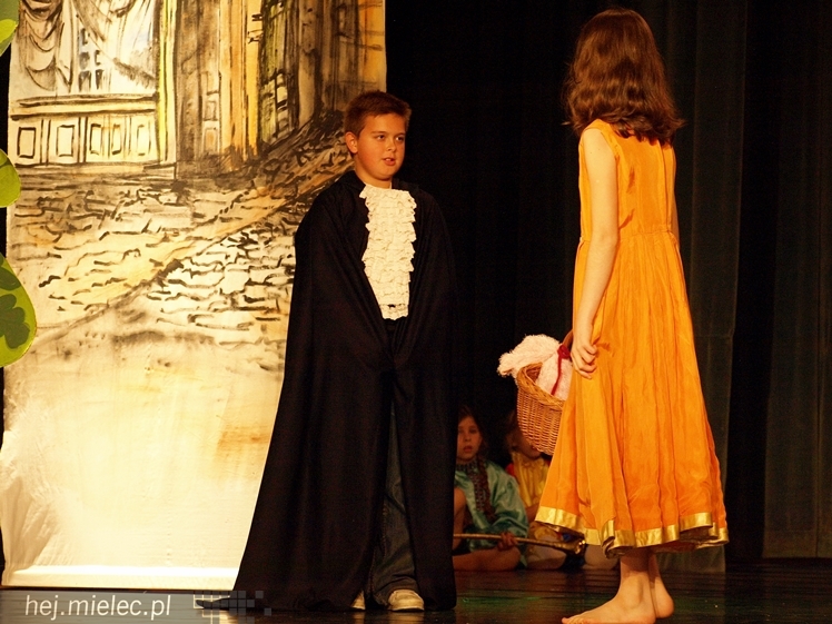 Czterdziestu młodych aktorów w premierowej sztuce ?Książę i żebrak?