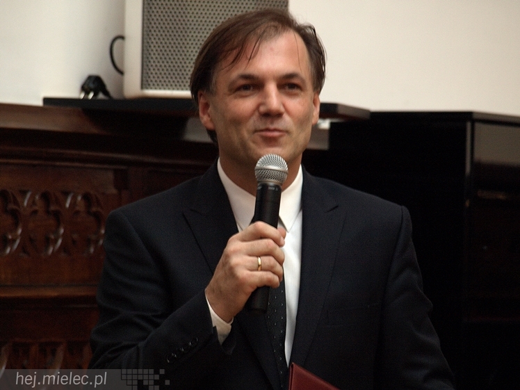 Dziesięciu najlepszych nauczycieli zostało uhonorowanych przez Starostwo Powiatowe