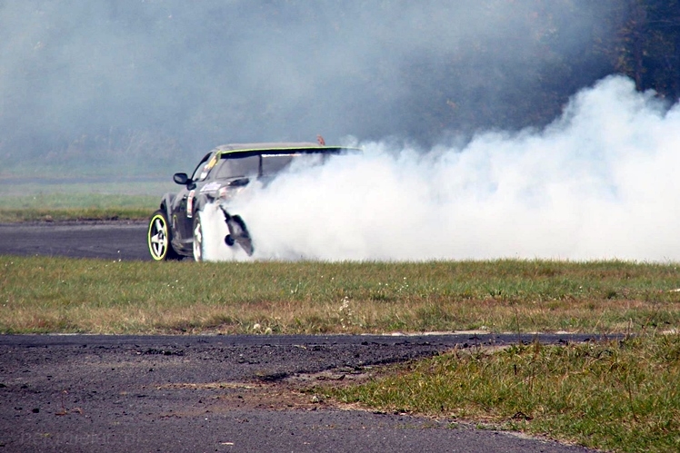 Mocna reprezentacja Mielca na zakończeniu sezonu driftowego w Biłgoraju. Popiołek na drugim miejscu!