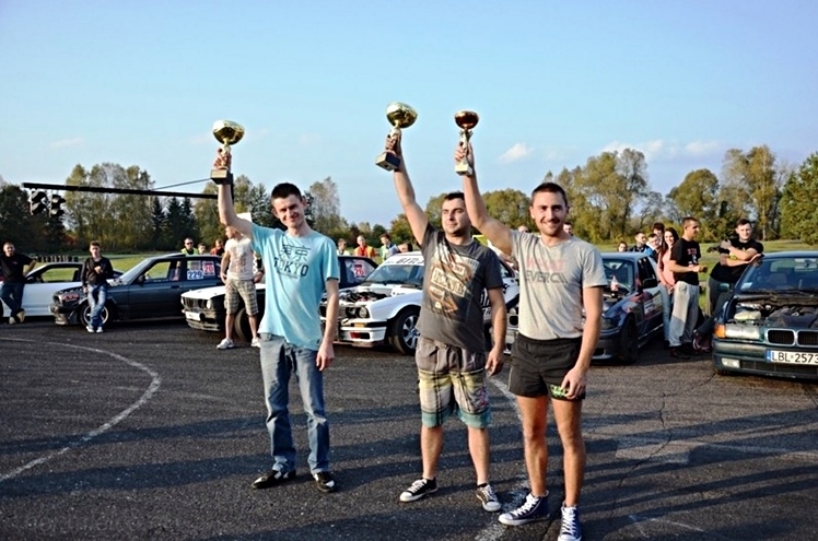 Mocna reprezentacja Mielca na zakończeniu sezonu driftowego w Biłgoraju. Popiołek na drugim miejscu!