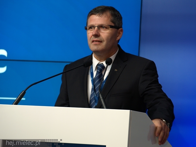 PZL Mielec z nową malarnią i anodownią. ?To początek nowego rozdziału dla trudnych procesów technologicznych?