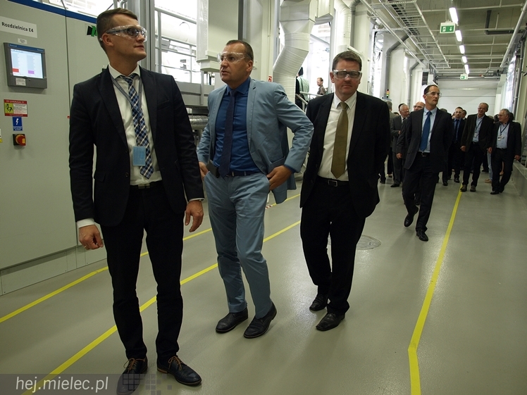 PZL Mielec z nową malarnią i anodownią. ?To początek nowego rozdziału dla trudnych procesów technologicznych?