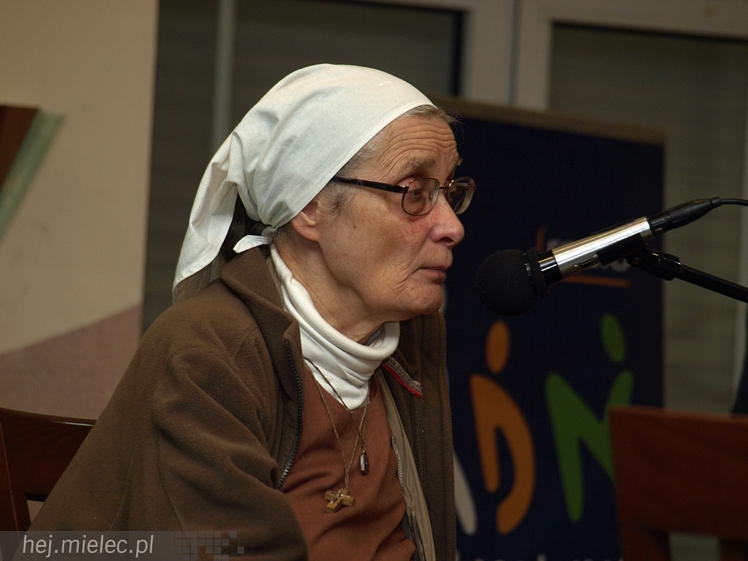 ?Świętość do bycie dobrym?. Siostra Małgorzata Chmielewska spotkała się z mielczanami