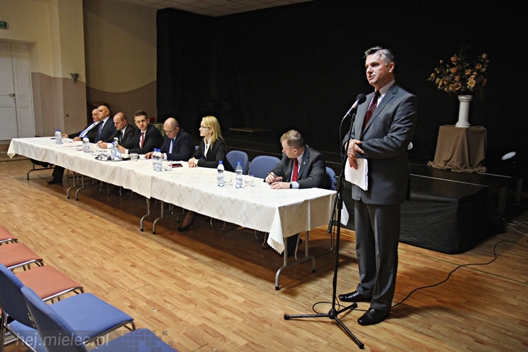 Minister Rolnictwa i Rozwoju Wsi Marek Sawicki w Mielcu na zaproszenie Podkarpackiej Izby Rolniczej