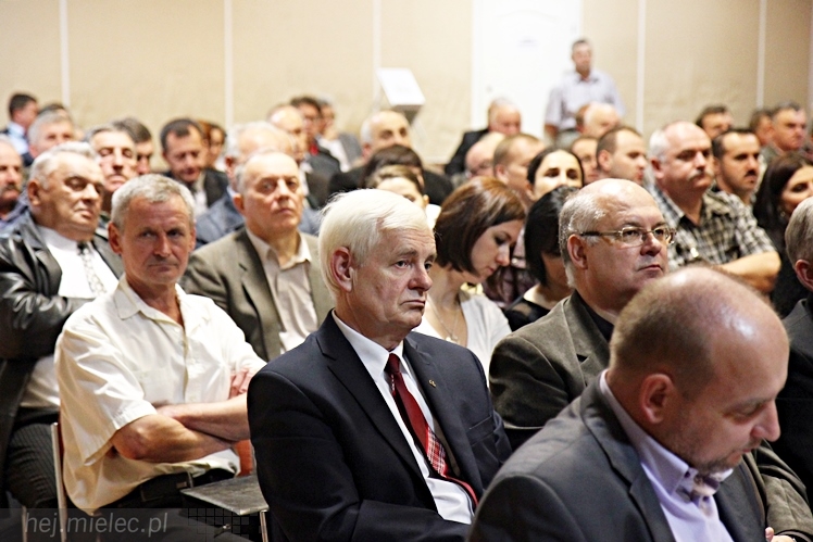 Minister Rolnictwa i Rozwoju Wsi Marek Sawicki w Mielcu na zaproszenie Podkarpackiej Izby Rolniczej