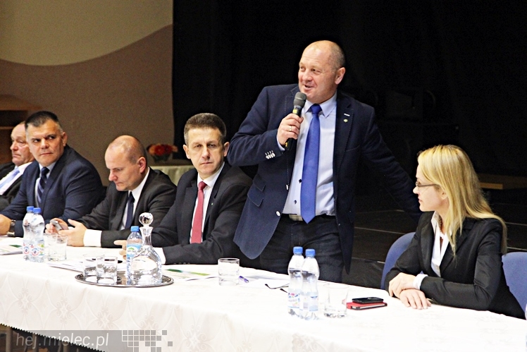Minister Rolnictwa i Rozwoju Wsi Marek Sawicki w Mielcu na zaproszenie Podkarpackiej Izby Rolniczej