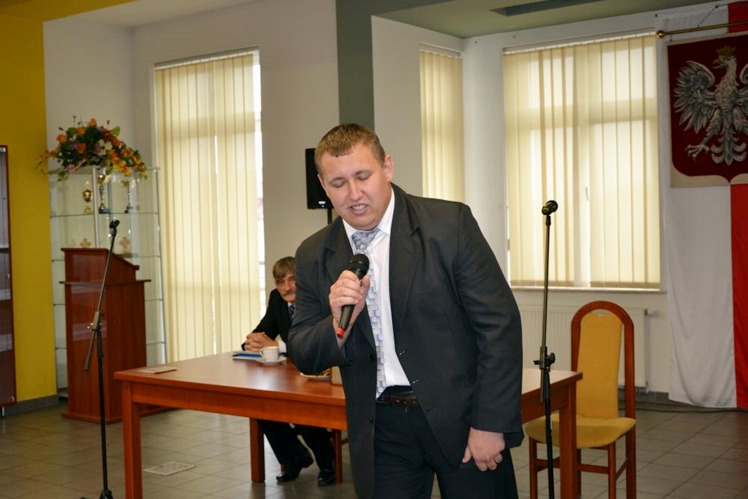 W Radomyślu Wielkim wręczono stypendia dla uczniów i nauczycieli