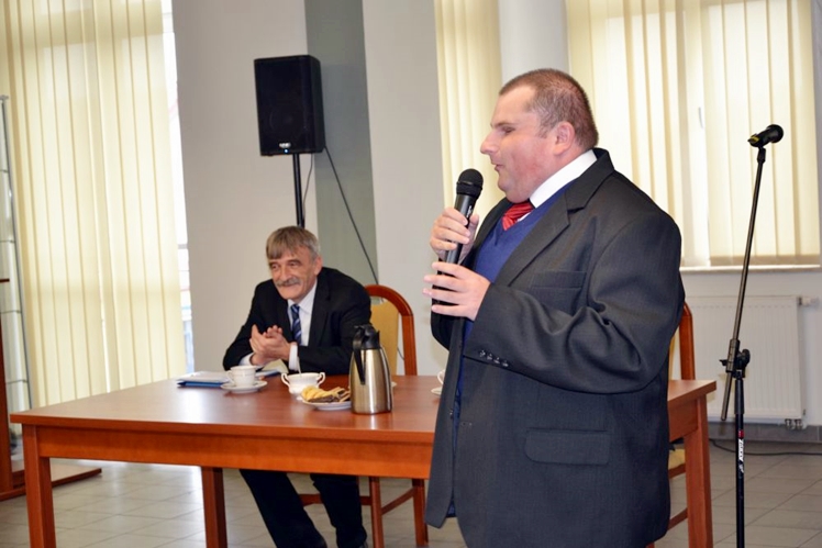 W Radomyślu Wielkim wręczono stypendia dla uczniów i nauczycieli