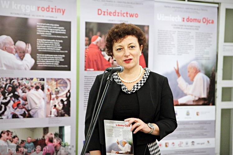 Dni Papieskie 2014: wystawa w holu SCK i spotkanie z ks. Januszem Królikowskim